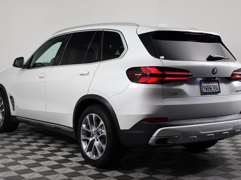 Certified 2026 BMW X5 xDrive40i w/ Climate Comfort Package AWD/4WD image 6