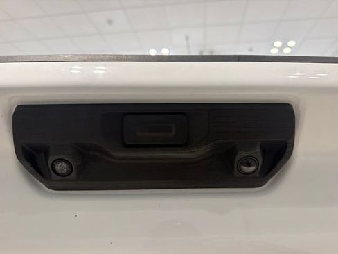 Used 2025 Chevrolet Silverado 2500 LT w/ Safety Package AWD/4WD image 9