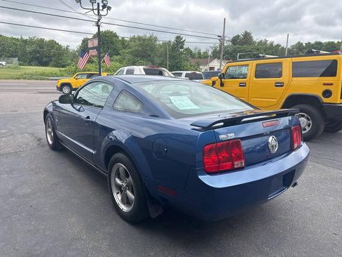 Used 2006 Ford Mustang Coupe RWD image 6