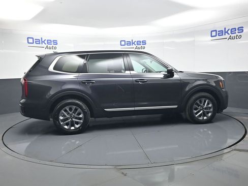 New 2025 Kia Telluride LX FWD image 9