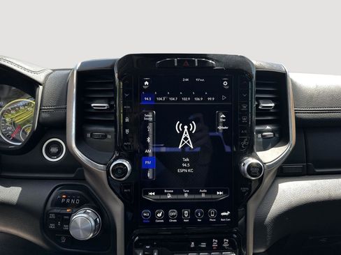 Used 2021 RAM 1500 Laramie AWD/4WD image 14
