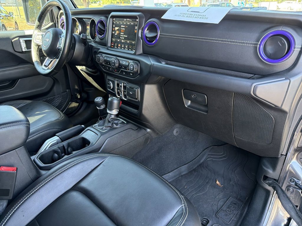 Used 2019 Jeep Wrangler Unlimited Sahara AWD/4WD image 28