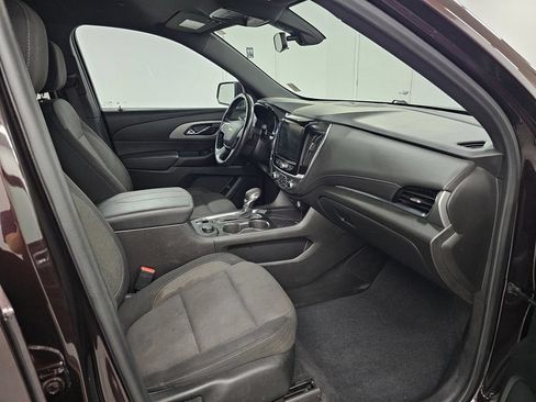 Used 2022 Chevrolet Traverse LT FWD image 26