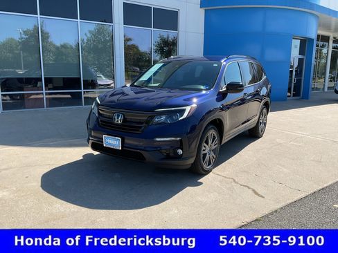 Used 2022 Honda Pilot Sport image 2