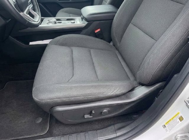 Used 2023 RAM 1500 Big Horn RWD image 9