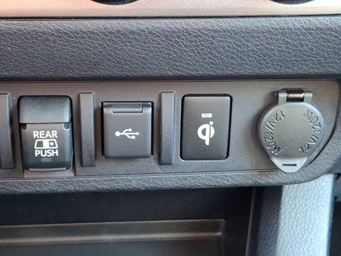 Used 2020 Toyota Tacoma TRD Sport image 27