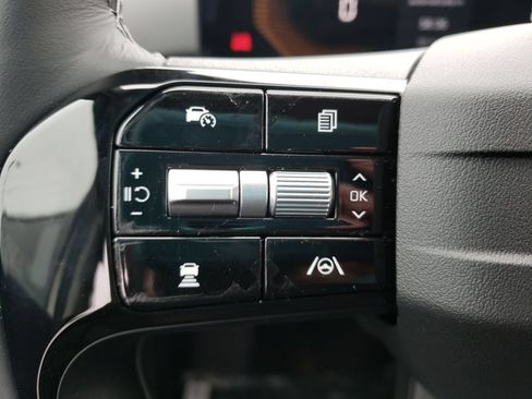 New 2026 Kia Sorento LX FWD image 13