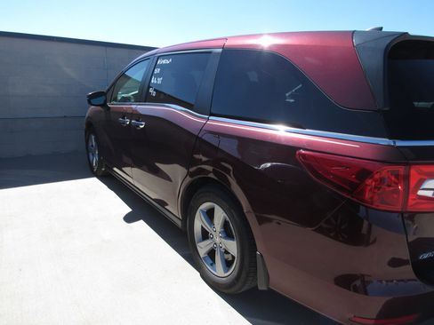 Used 2018 Honda Odyssey EX-L image 4