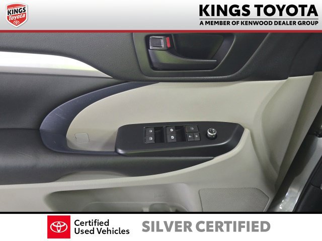 Certified 2018 Toyota Highlander Plus AWD/4WD image 18