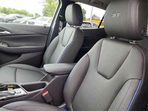 New 2026 Buick Encore GX Sport Touring image 14