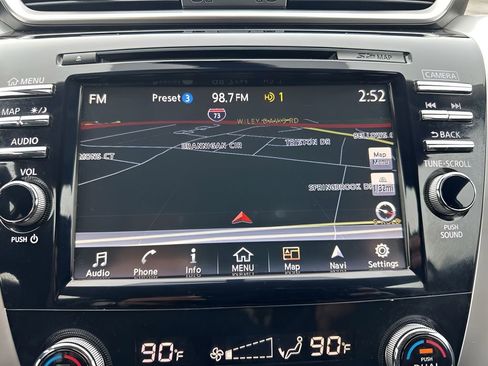 Used 2017 Nissan Murano SV w/ Premium Package image 20