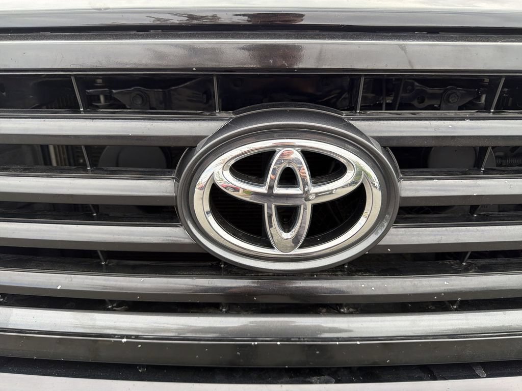 Used 2019 Toyota Sequoia Platinum AWD/4WD image 32
