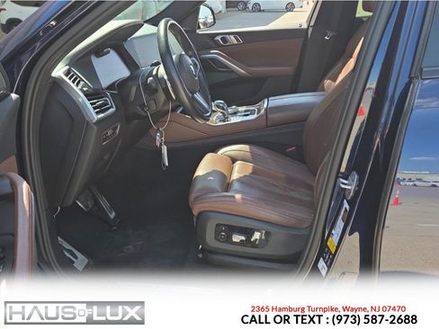 Used 2021 BMW X6 M50i w/ Executive Package AWD/4WD image 2