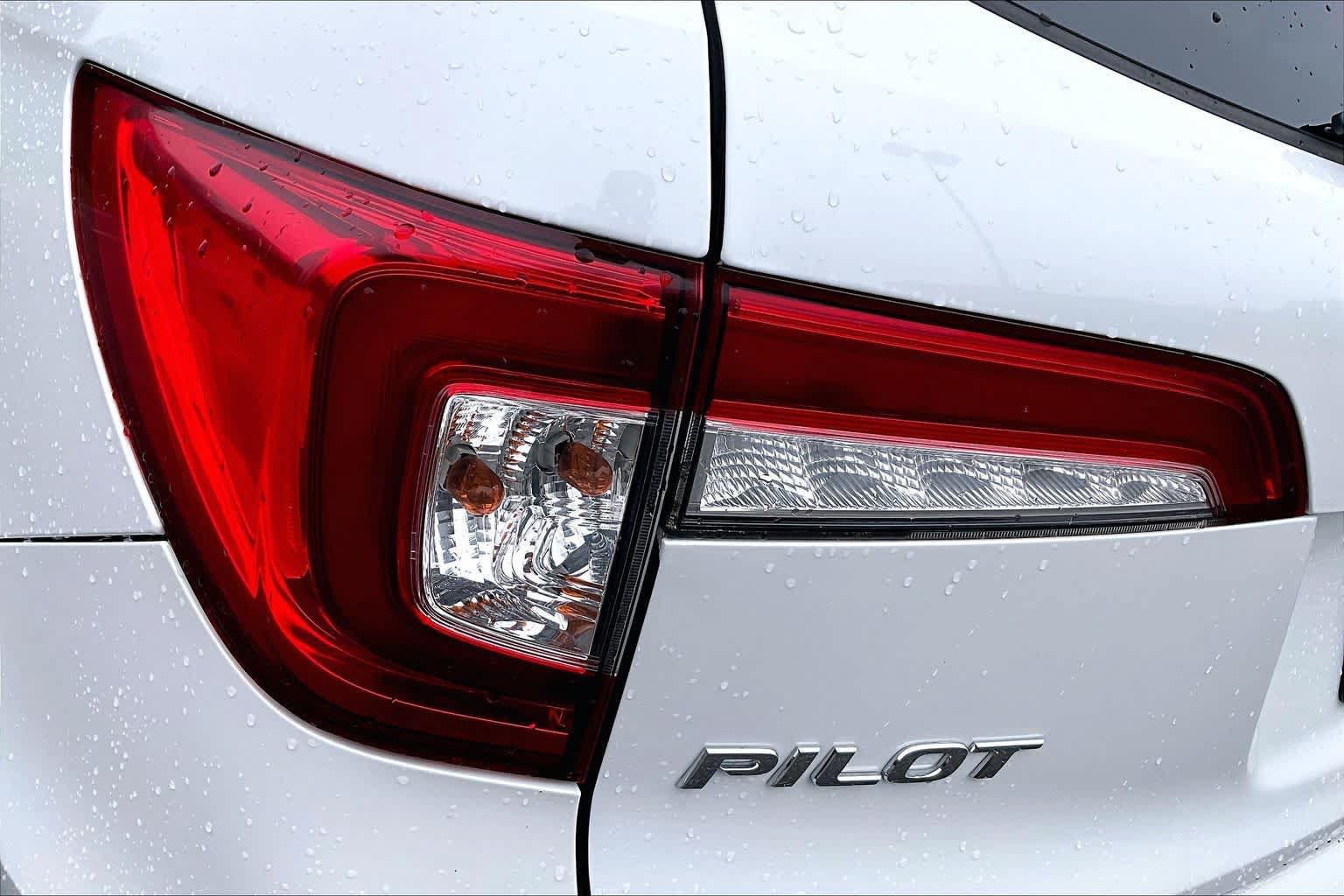 Used 2021 Honda Pilot Special Edition image 28