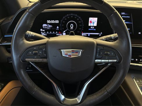 Used 2022 Cadillac Escalade ESV Sport w/ Touring Package AWD/4WD image 18