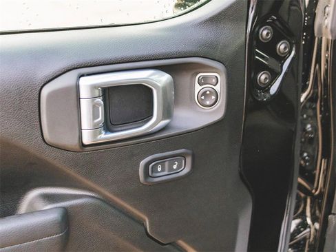 New 2025 Jeep Wrangler Sport S image 34