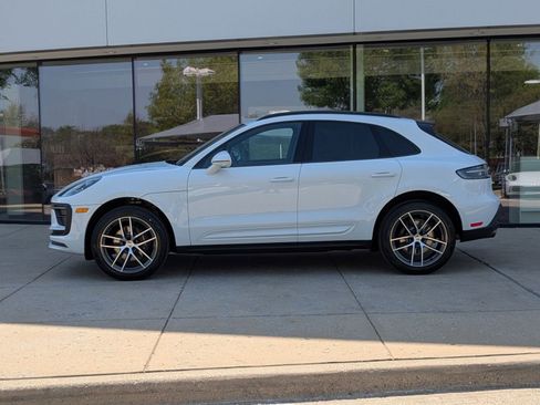 New 2026 Porsche Macan AWD/4WD image 2