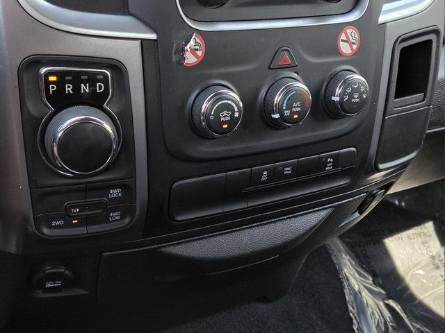 Used 2024 RAM 1500 Warlock AWD/4WD image 20