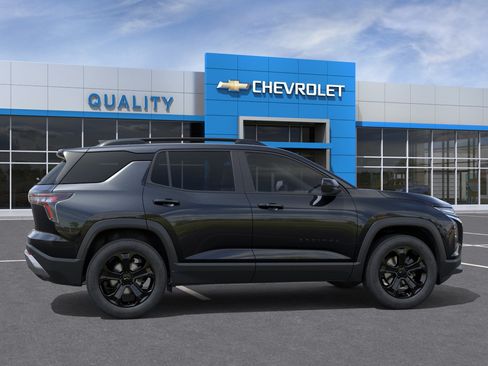 New 2027 Chevrolet Equinox LT w/ Midnight Edition FWD image 29