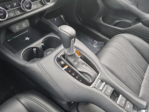 Used 2026 Honda HR-V EX-L image 22