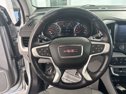 Used 2022 GMC Terrain SLT FWD image 25