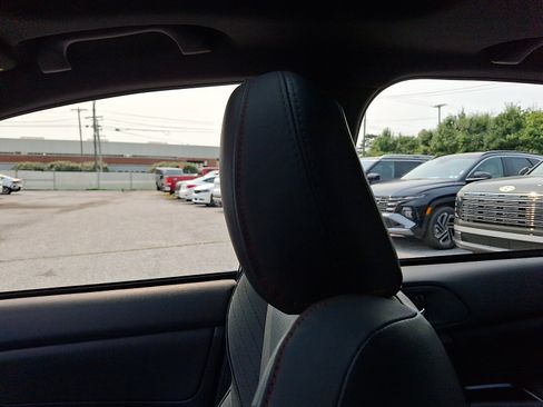 Used 2018 Subaru WRX Limited AWD/4WD image 17