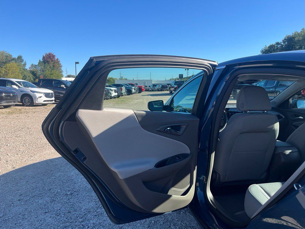 Used 2024 Chevrolet Malibu LS FWD image 27