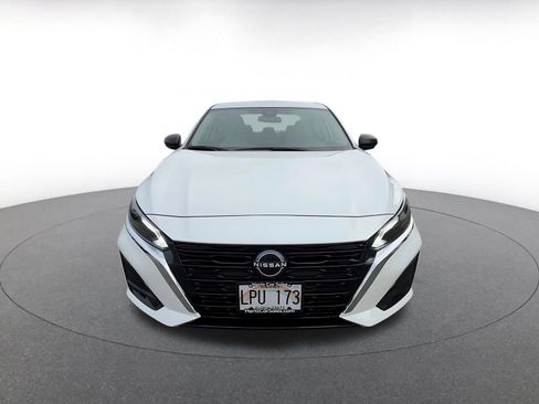 Used 2025 Nissan Altima 2.5 SV image 4