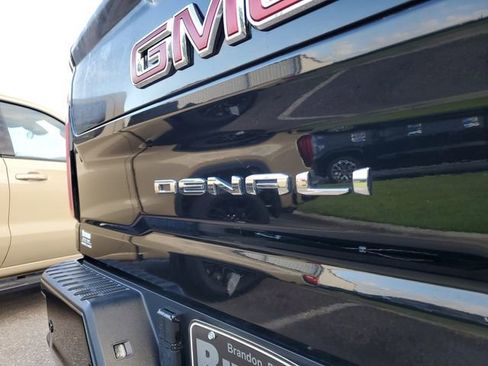 Used 2025 GMC Sierra 3500 Denali w/ Denali Reserve Package AWD/4WD image 8