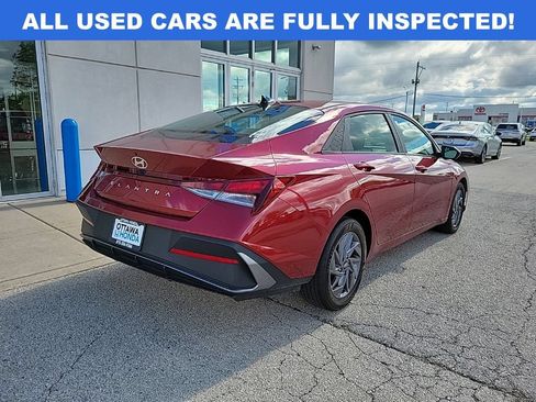 Used 2024 Hyundai Elantra SEL FWD image 5