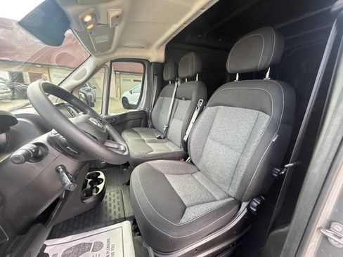 Used 2023 RAM ProMaster 2500 w/ Premium Appearance Group image 47