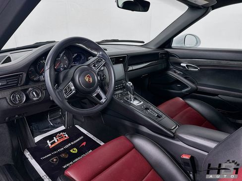 Used 2019 Porsche 911 Targa 4 GTS AWD/4WD image 10