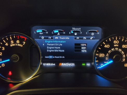 Used 2015 Ford F150 Platinum w/ Equipment Group 701A Luxury AWD/4WD image 23