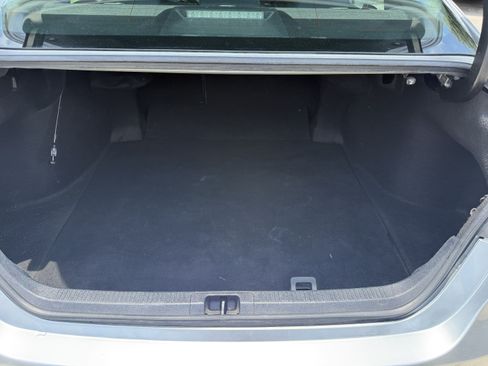 Used 2022 Toyota Camry LE FWD image 29