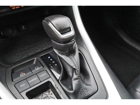 Used 2021 Toyota RAV4 XLE Premium FWD image 24