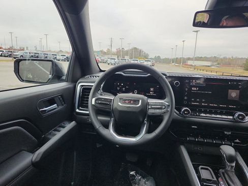 New 2026 GMC Canyon Elevation w/ Convenience Package image 7