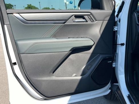 New 2026 GMC Acadia AT4 w/ Super Cruise Package AWD/4WD image 28