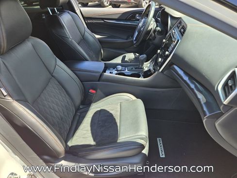 Used 2023 Nissan Maxima SR w/ Sport Mat Group FWD image 17