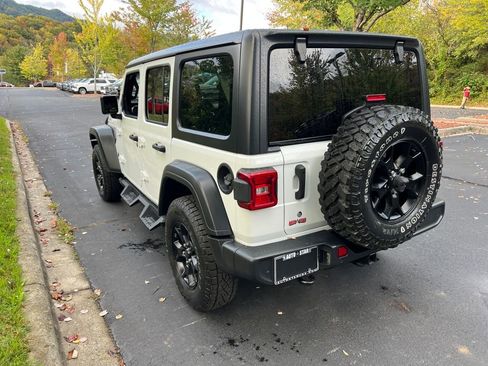 Used 2020 Jeep Wrangler Unlimited Sport image 6