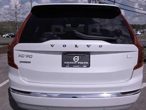 Used 2022 Volvo XC90 T8 Inscription Expression AWD/4WD image 8