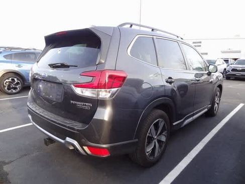 Used 2021 Subaru Forester Touring image 4