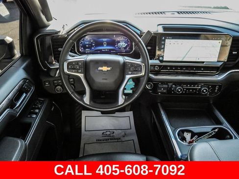 Used 2025 Chevrolet Silverado 3500 LTZ w/ LTZ Convenience Package AWD/4WD image 29