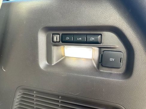 Used 2020 Ford Explorer Platinum image 15