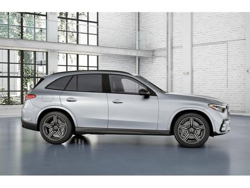 New 2026 Mercedes-Benz GLC 300 image 15