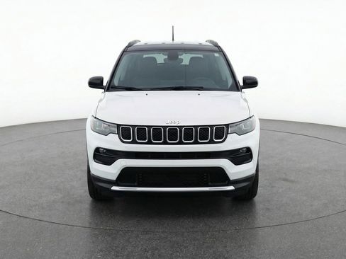 Used 2025 Jeep Compass Limited image 2