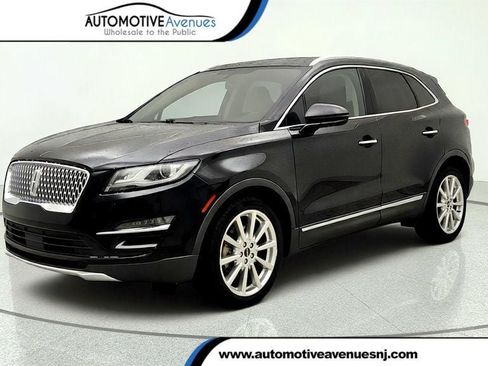 Used 2019 Lincoln MKC Reserve FWD image 1