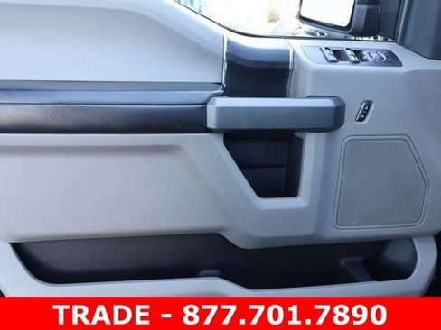 Used 2017 Ford F150 XLT image 10