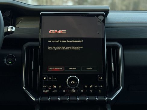 New 2026 GMC Acadia AT4 w/ Luxury Package image 20