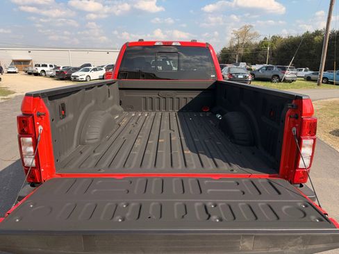 Used 2022 Ford F250 XLT w/ XLT Value Package image 31