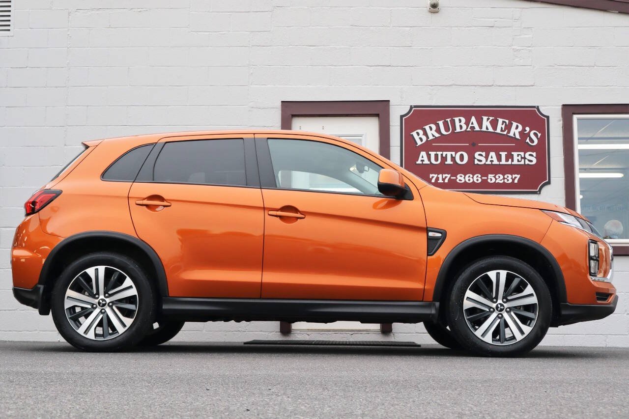 Used 2025 Mitsubishi Outlander Sport ES AWD/4WD image 7